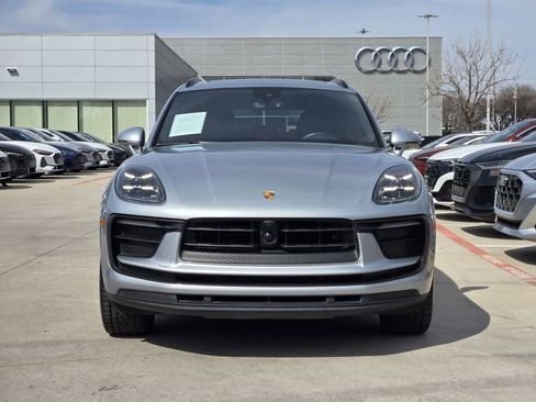 Used 2023 Porsche Macan image 4
