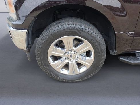 Used 2019 Ford F150 XLT w/ Equipment Group 302A Luxury AWD/4WD image 30