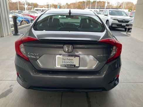Used 2016 Honda Civic Touring image 23