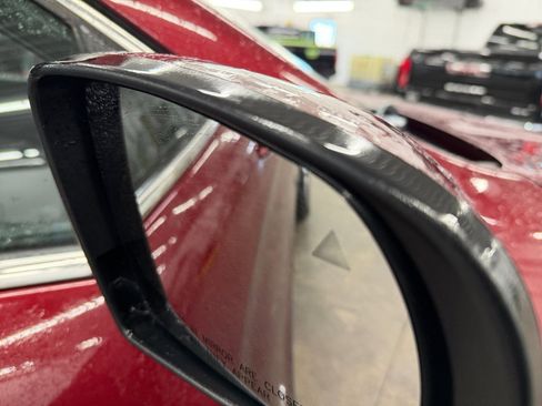 Used 2021 Jeep Cherokee Latitude Lux w/ Comfort/Convenience Group image 19