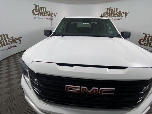 Used 2026 GMC Sierra 1500 Elevation image 3