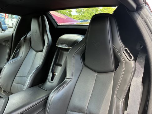Used 2021 Chevrolet Corvette Stingray Preferred Conv w/ 2LT RWD image 13