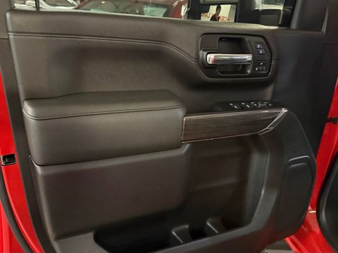 Used 2020 Chevrolet Silverado 2500 LTZ w/ LTZ Convenience Package image 35