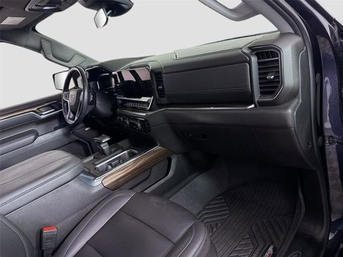 Used 2023 Chevrolet Silverado 1500 RST image 22