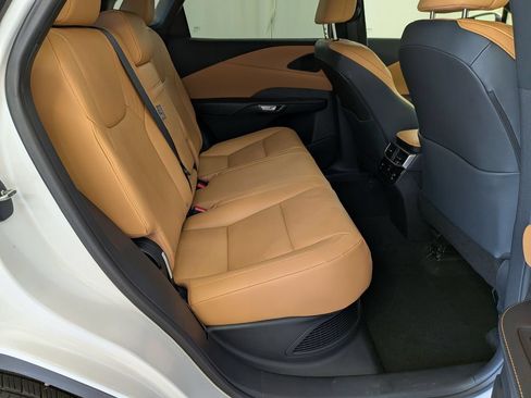 Used 2025 Lexus RX 350 w/ Convenience Package AWD/4WD image 32