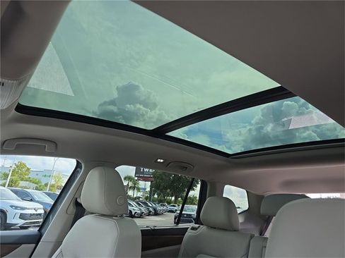 New 2026 Volkswagen Atlas SE image 26