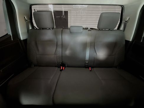 Used 2022 Toyota Tundra SR5 w/ Convenience Package image 29