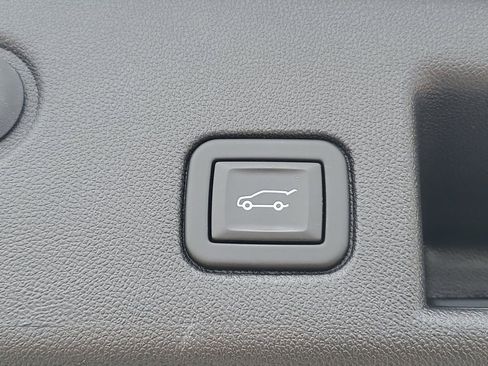 Certified 2024 Chevrolet Equinox LT image 33