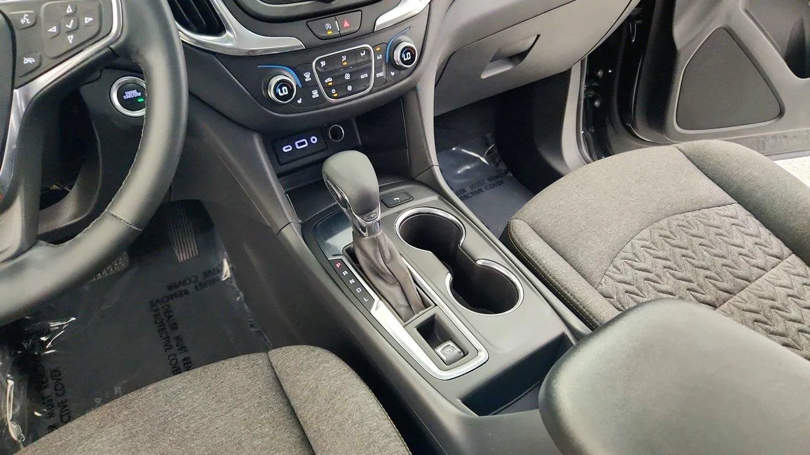 Used 2024 Chevrolet Equinox LT FWD image 25