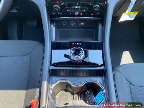 New 2026 Jeep Grand Cherokee Laredo X AWD/4WD image 12