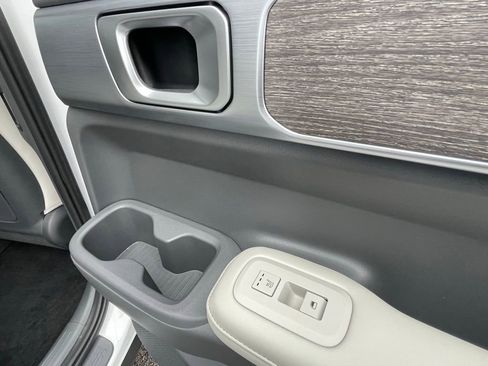 Used 2024 Hyundai Santa Fe Limited image 19