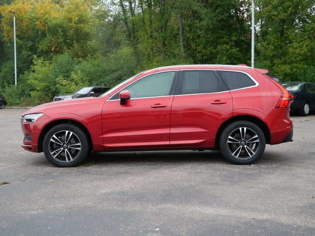 Used 2018 Volvo XC60 T6 Momentum AWD/4WD image 3