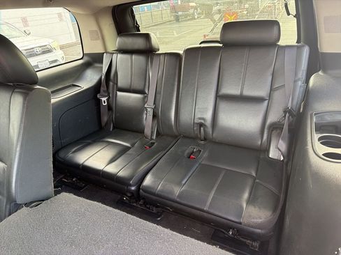 Used 2013 Chevrolet Tahoe LT AWD/4WD image 15