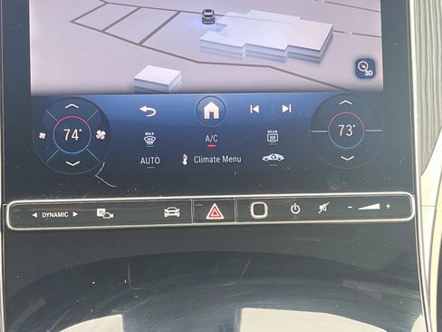 Used 2025 Mercedes-Benz GLC 300 image 27