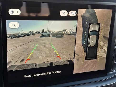 Certified 2024 Ford F450 Lariat w/ Camper Package image 19