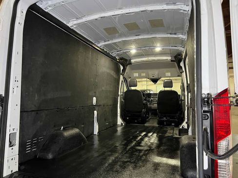 Used 2023 Ford Transit 250 Medium Roof AWD w/ Load Area Protection Package image 17