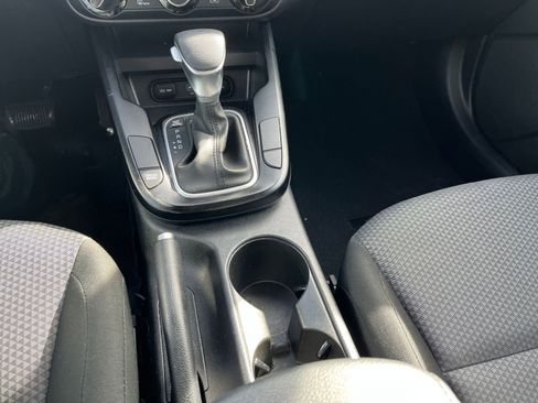 Used 2025 Kia Soul LX w/ LX Technology Package image 39