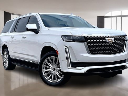 Used 2024 Cadillac Escalade ESV Premium Luxury image 11