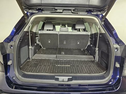 Used 2020 Toyota Highlander Limited AWD/4WD image 18