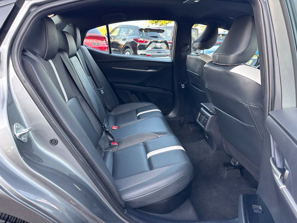 Used 2025 Toyota Camry SE FWD image 21