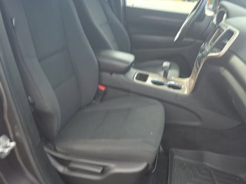 Used 2015 Jeep Grand Cherokee Laredo w/ Quick Order Package 23E AWD/4WD image 17