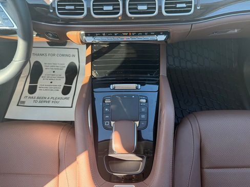 Used 2025 Mercedes-Benz GLE 350 4MATIC image 26