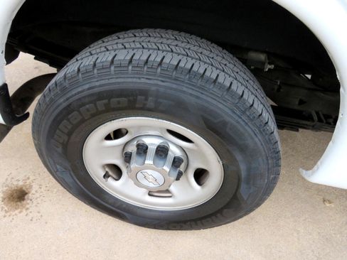 Used 2018 Chevrolet Express 3500 LT w/ LT Preferred Equipment Group image 22