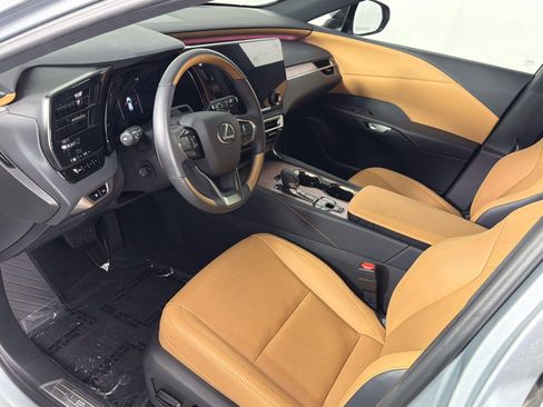 Certified 2025 Lexus RX 350 AWD/4WD image 10