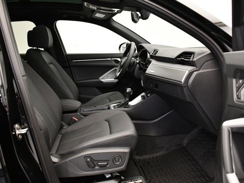 Used 2025 Audi Q3 2.0T Premium w/ Convenience Package image 49