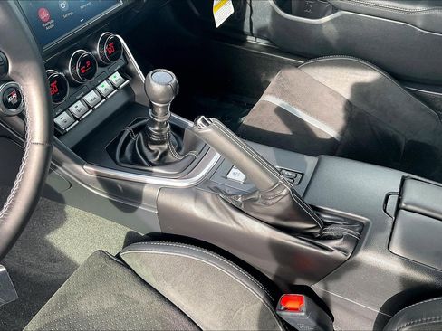 Used 2023 Toyota GR86 Premium w/ ALL Weather Mat Package (TMS) image 22