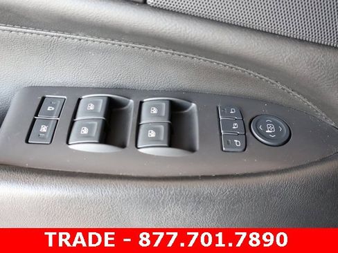 Used 2016 Cadillac Escalade Luxury image 11