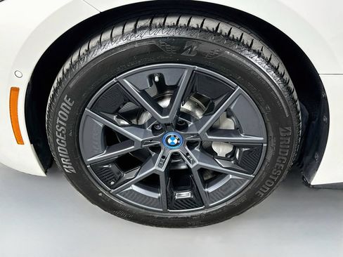 Certified 2024 BMW i4 eDrive35 w/ Premium Package RWD image 32