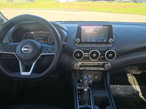 Used 2025 Nissan Sentra SV FWD image 14