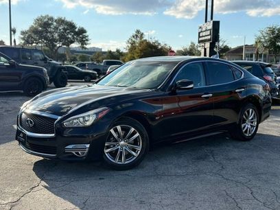 Used 2017 INFINITI Q70 3.7
