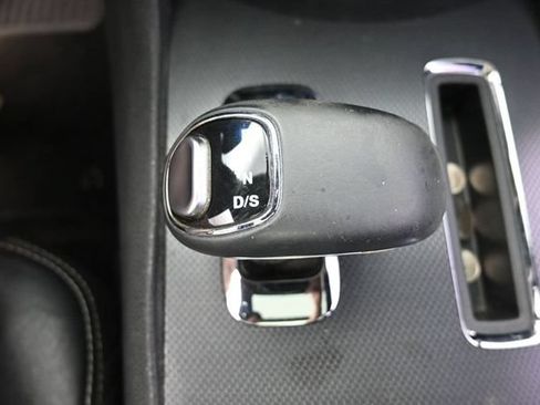 Used 2014 Chrysler 300 S RWD image 25