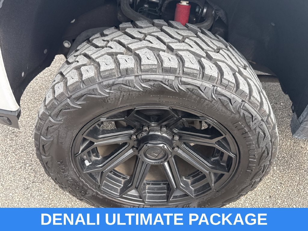 Used 2022 GMC Sierra 2500 Denali w/ Denali Ultimate Package AWD/4WD image 12