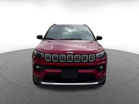 Used 2025 Jeep Compass Limited AWD/4WD image 4