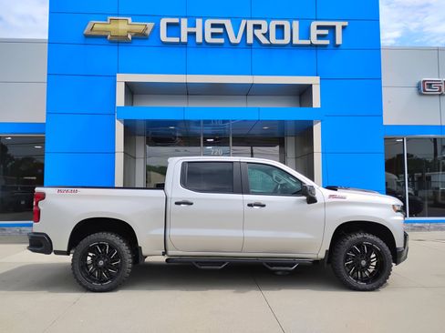 Used 2021 Chevrolet Silverado 1500 LT Trail Boss w/ Convenience Package II AWD/4WD image 5
