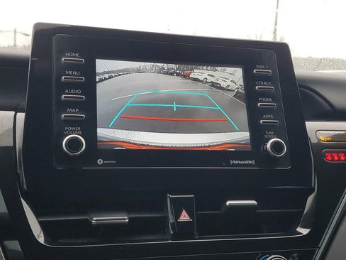 Certified 2022 Toyota Camry LE image 25