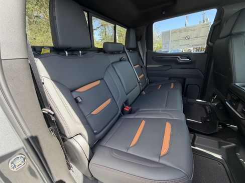 New 2026 GMC Sierra 1500 AT4 w/ Technology Package image 26