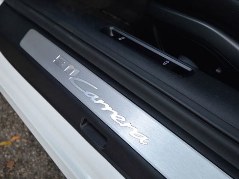 Used 2021 Porsche 911 Carrera image 23