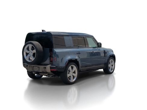 Certified 2025 Land Rover Defender 110 X-Dynamic SE AWD/4WD image 8
