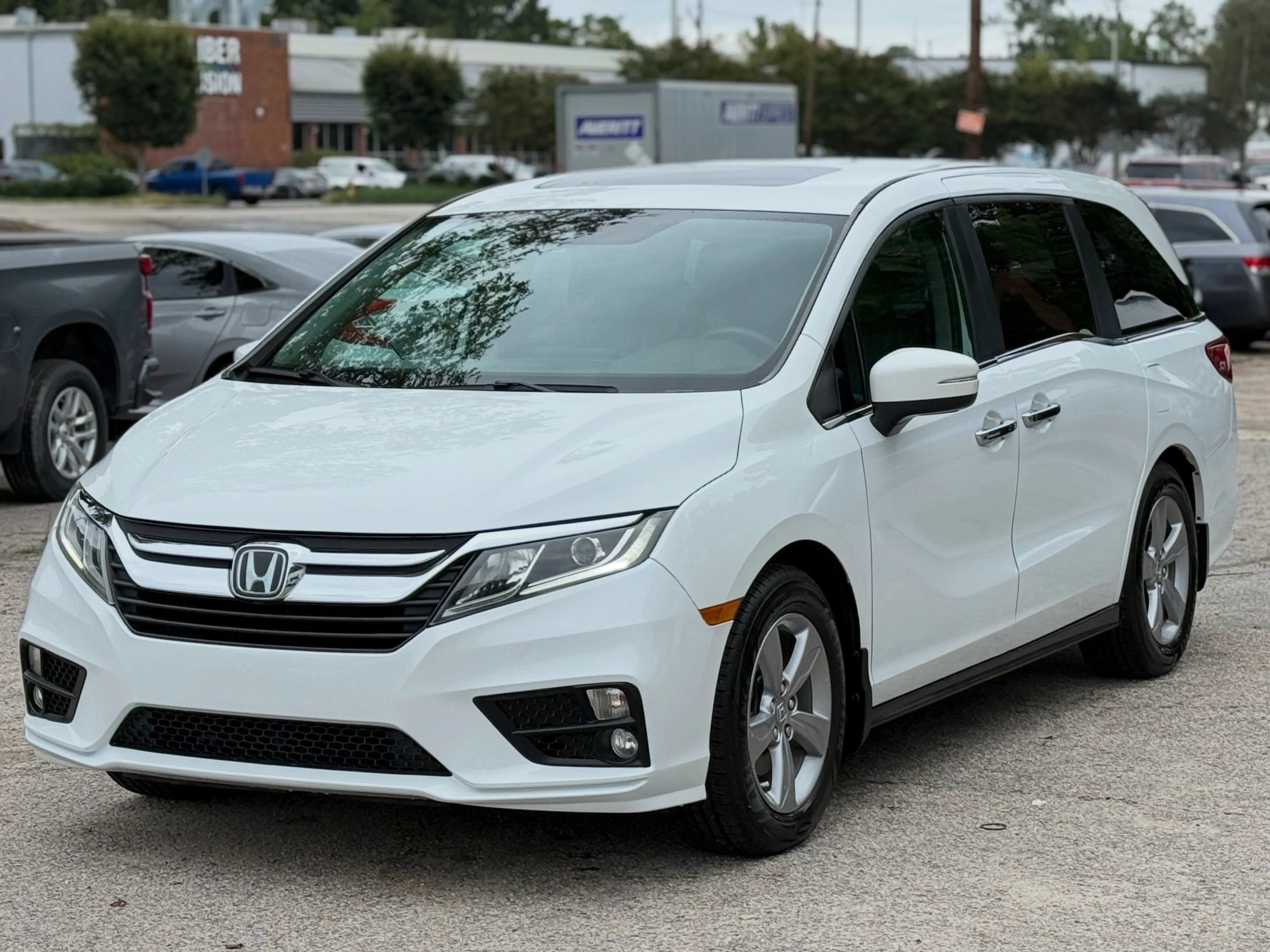 Used 2020 Honda Odyssey EX-L image 2