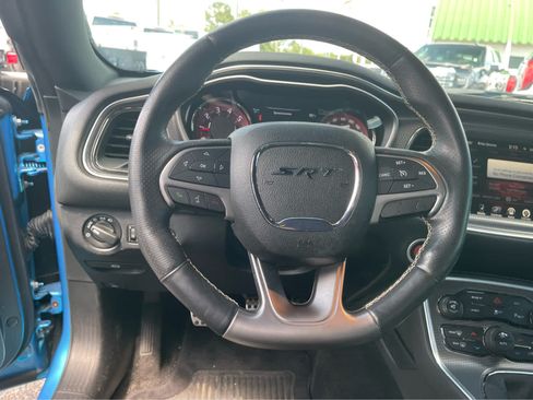Used 2015 Dodge Challenger SRT Hellcat RWD image 14