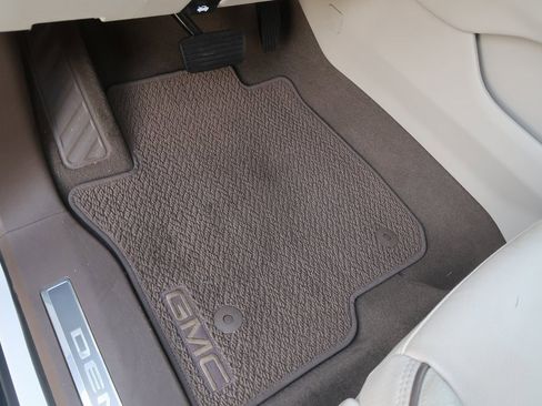 Certified 2021 GMC Yukon Denali w/ Denali Ultimate Package image 14