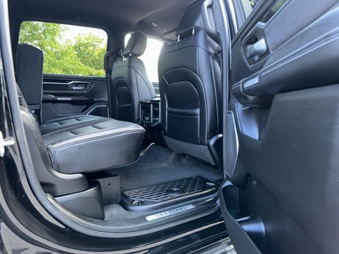 Used 2022 RAM 1500 Laramie w/ Sport Appearance Package AWD/4WD image 17