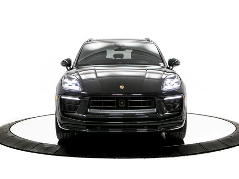 Used 2024 Porsche Macan S AWD/4WD image 10