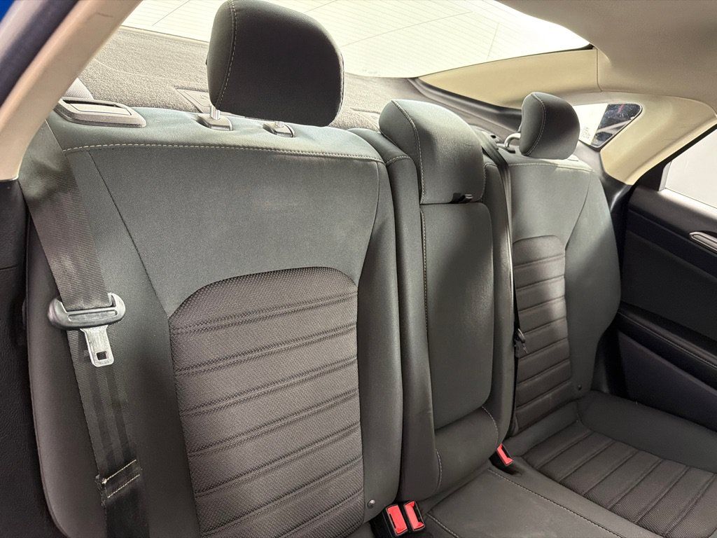 Used 2020 Ford Fusion SE AWD/4WD image 21