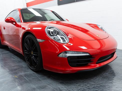 Used 2015 Porsche 911 Carrera image 20