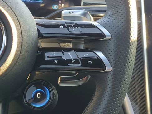 Used 2024 Mercedes-Benz C 43 AMG AMG C 43 image 19